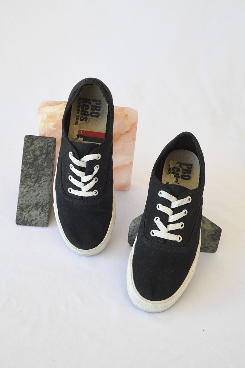 Women/'s US 8 ITEM-F133 Vintage Pro Keds Black Canvas Sneakers