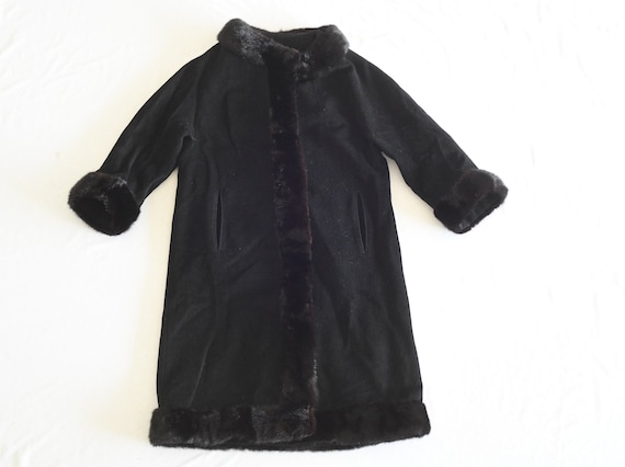 Vintage Sophisticate Petite Black Wool & Fur Long