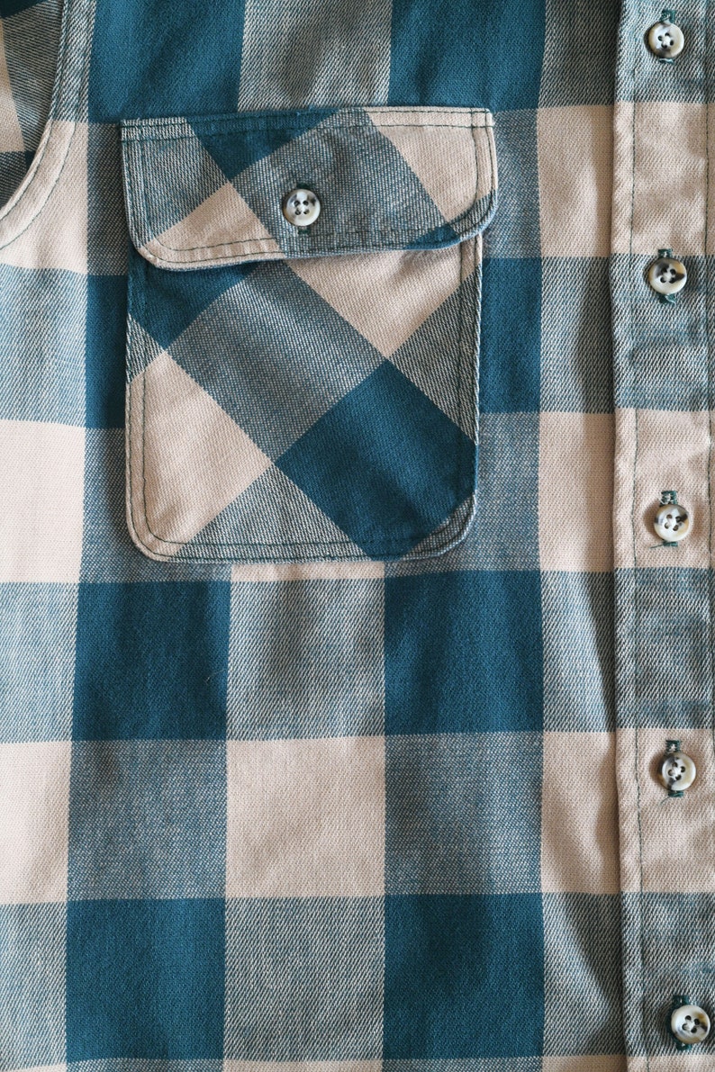 Vintage St John/'s Bay Green /& Beige Cotton Long Sleeve Shirt Size Medium  ITEM-C35 Made in USA