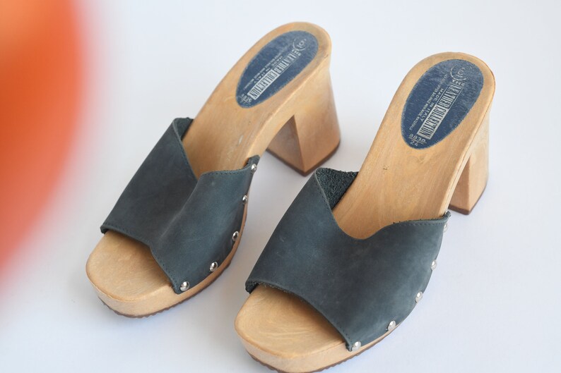 Vintage Blue Matte Leather Mules by Leather Collection, Made in Italy, Womens 6 / ITEM-F196 image 4