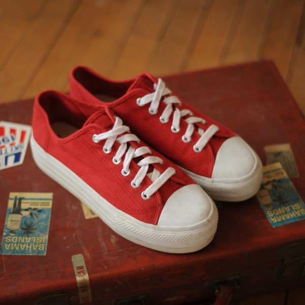 Vintage Red Canvas Platform Sneakers by Cheetah womens 8
