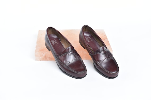Vintage GH Bass Penny Loafers Burgundy Leather Womens… - Gem