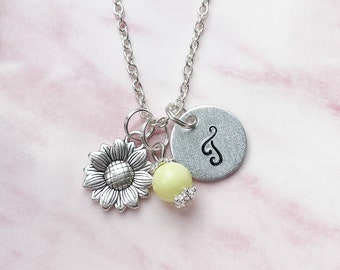 Daisy Necklace Silver, Personalised Gift, Daisy Gifts For Women, Initial Necklace, Charm Necklace, Daisy Jewellery, Flower Necklace Name