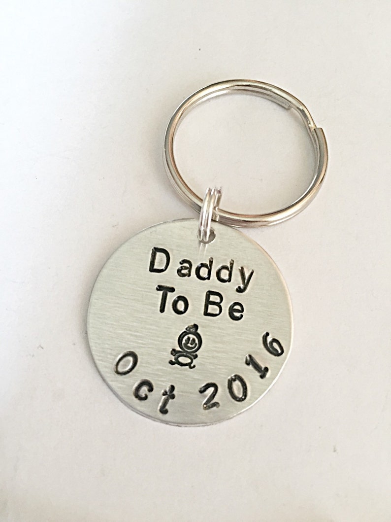Daddy To Be Keyring, Daddy Keyring, Expectant Father, Personalised Due Date Keyring, Hand Stamped Keyring, Baby Keyring, Gift For New Dad image 1