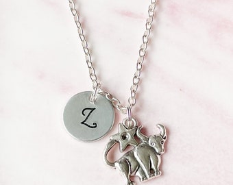 Sternzeichen Stier Halskette: Personalisierter Initial Anhänger, Geschenk zum Geburtstag