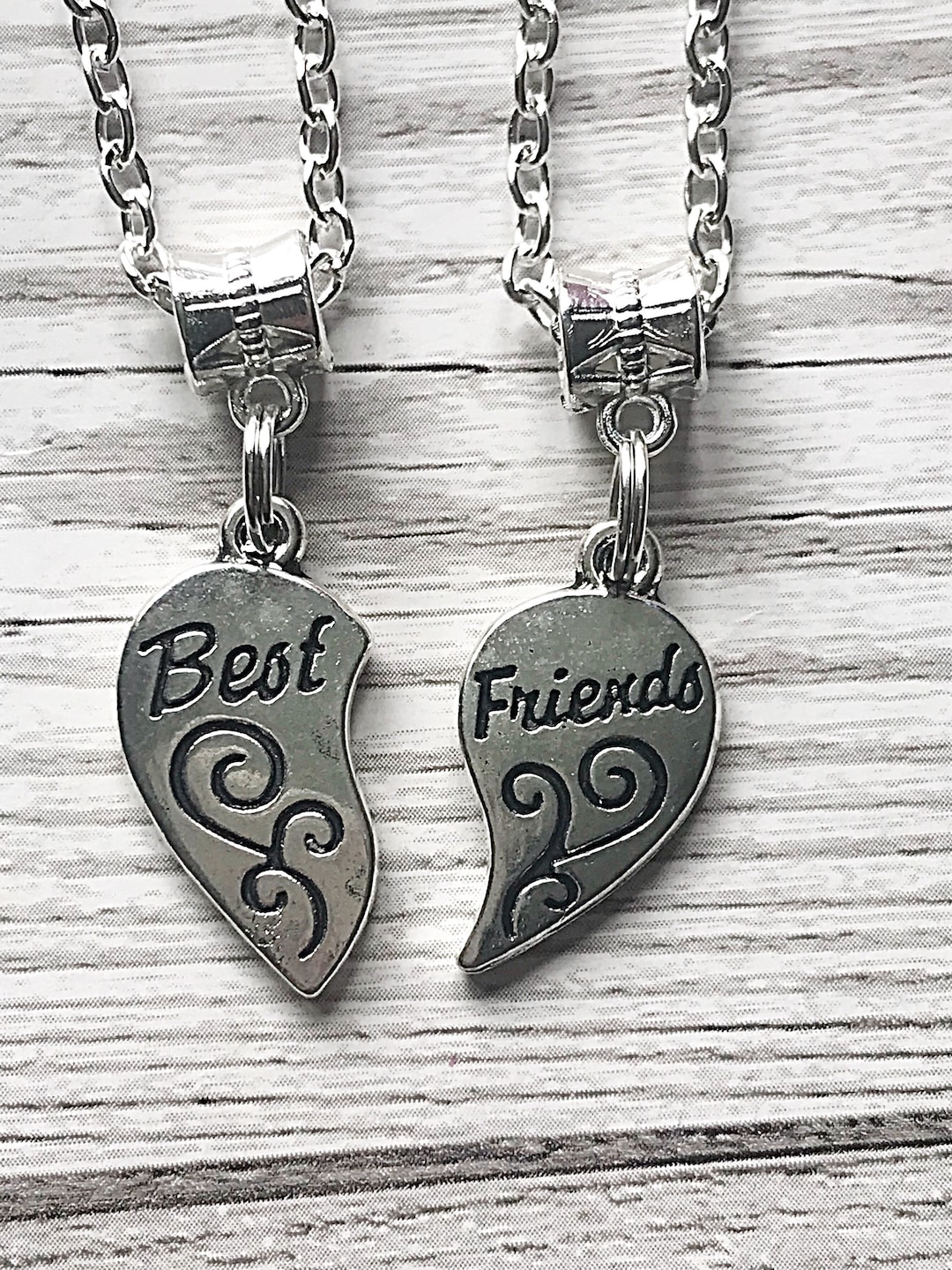 Best Friends Necklace for Women Gifts, Split Heart Necklace for Friends — free download