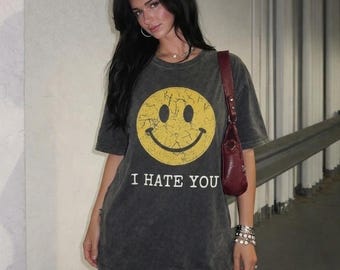 Vintage I H.a.t.e You lächelndes Gesicht T-Shirt, lustiges sarkastisches grafisches T-Shirt, schwarzer Humor-grafisches T-Stück, niedliches Bipolar-Shirt, SNL Humor-T-Stück