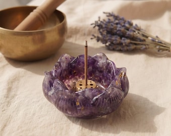 Amethyst Crystal Lotus Bowl Incense Holder, Spiritual Home Decor for Meditation and Yoga Gift