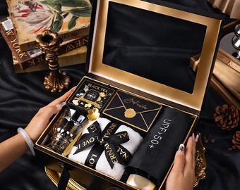 Luksusowy zestaw prezentowy dla drużbów, prezent z podziękowaniami dla świadka, czarno-złote etui na pamiątkę z herbatą, szklanką, ręcznikiem i kartką, upominek dla gości weselnych