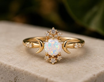 Anniversary ring for woman, Natural opal  Ring Dainty Rainbow Moonstone Engagement Ring, Sun Moon Ring, Fire Moonstone Moon Ring
