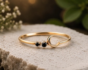 14K Gold Crescent Moon Black Onyx Ring, Dainty Stacking Astrology Jewelry