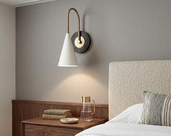 Set van 2 koperen kegelvormige wandkandelaars, moderne verstelbare verlichting uit het midden van de eeuw