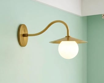 Messing wandkandelaar, moderne wereldbollamp uit het midden van de eeuw, kaptafelverlichting in Parijse stijl