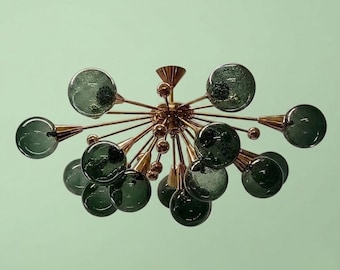 Italiaanse Spoetnik-kroonluchter uit de jaren 1950 – Smaragdgroene glas-messing hanger