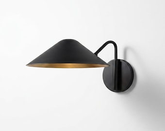 Moderne koperen wandkandelaar – Italiaanse lamp uit het midden van de eeuw in Stilnovo-stijl