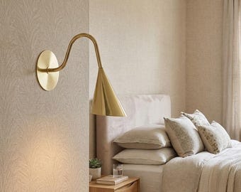 Massief messing kegelkandelaar – moderne wandlamp uit het midden van de eeuw, leeslamp naast bed
