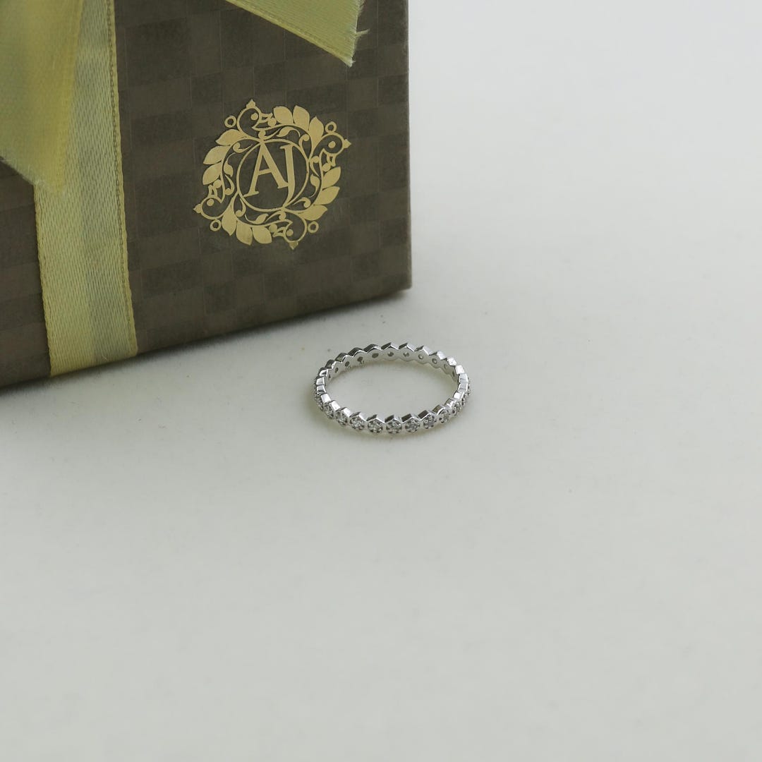14k Gold Diamond Eternity Band: Stackable Wedding Ring - Etsy