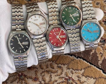 Colección de relojes automáticos Seiko vintage / Esferas texturizadas de colores / Fecha y día / 17 rubíes / Fabricado en Japón