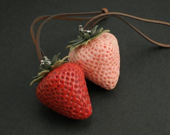 de sac fraise réaliste | Porte-clés avec bracelet en cuir