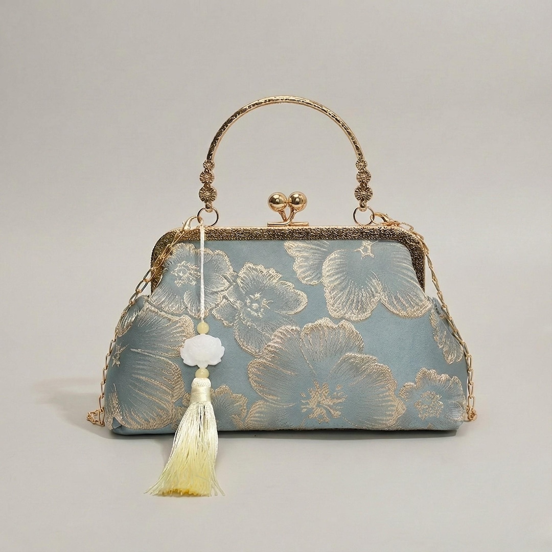 Retro Chinese Style Embroidered Clutch Bag With Tassel | Vintage ...