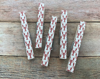 Red Lobsters. Clothespin Magnets. Nautical Decor. Decorative Clothespins. Party Favors. Housewarming Gift. Fridge Magnets. Maine.