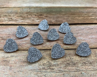 Perni a pressione del cuore. Glitter argento. Puntine per il pollice. Chiodi del pollice del cuore. Arredamento del dormitorio. Chiodi di cuore di legno. Pin della bacheca memo. Forniture per ufficio.