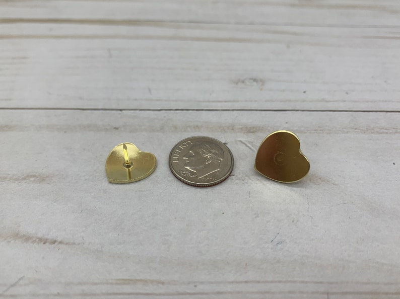 Gold Heart Thumb Tacks. Push Pins. Gold Hearts. Heart Push Pins. Memo Board. Office Accessories. Heart Tacks. Dorm Room Decor. image 5