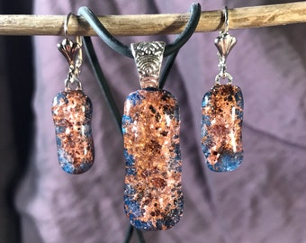 Copper Mica and Blue Dichroic Glass Earings and Pendant Set in Silver Plated Findings