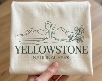 Arte lineal de Yellowstone PNG SVG, Yellowstone minimalista SVG, Géiser de parque nacional SVG, Arte lineal verde, Senderismo minimalista SVG, Exterior minimalista PNG