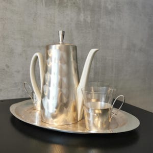 Mid-Century Vintage Kaffee und Tee Set – HKE Deutschland – Porzellan & Thermo-Isolierhaube. Serviertablett und 3 Gläser, 50er 60er Design