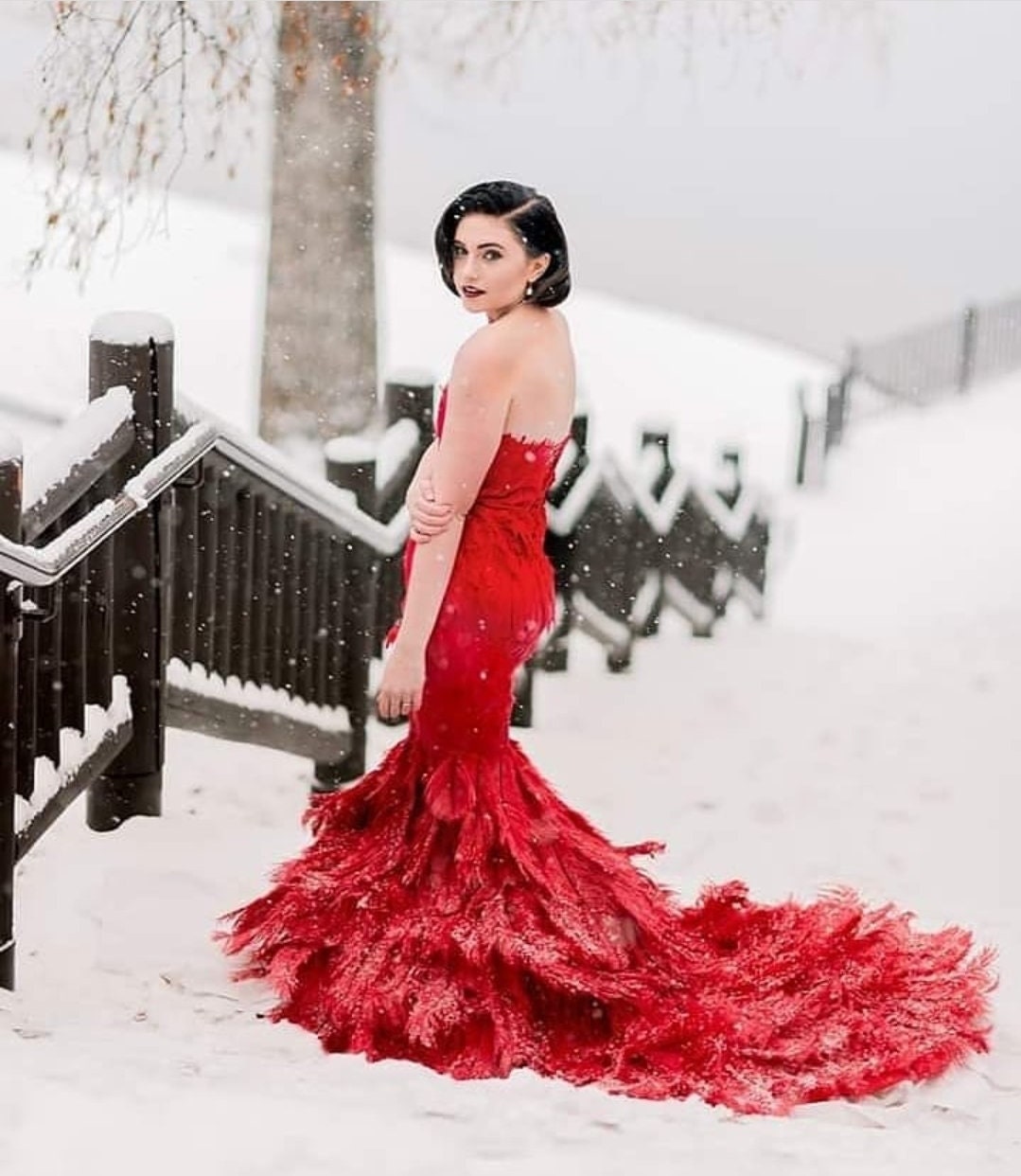 red lace feather dress Sparkly Red Lace Tight Short Homecoming Dress with Detachable Feathers   BIZTUNNEL