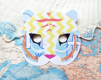 Printable Tiger Paper Mask, Gift, Home Decor, Woodland Forest Wedding or Party Favor