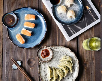 Plato de cerámica para dumplings y sushi • Bandeja asiática para aperitivos hecha a mano con plato para salsa • Vajilla multiusos