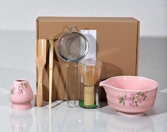 Set da matcha in ceramica giapponese: ciotola con fiori di ciliegio, frusta in bambù