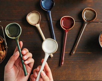 Cucchiaio in ceramica giapponese • Utensili da cucina retrò • Cucchiaio smaltato fatto a mano