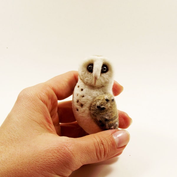 Barn Owl, Hand Felted Brooch, Animal Pin, Owl Jewelry