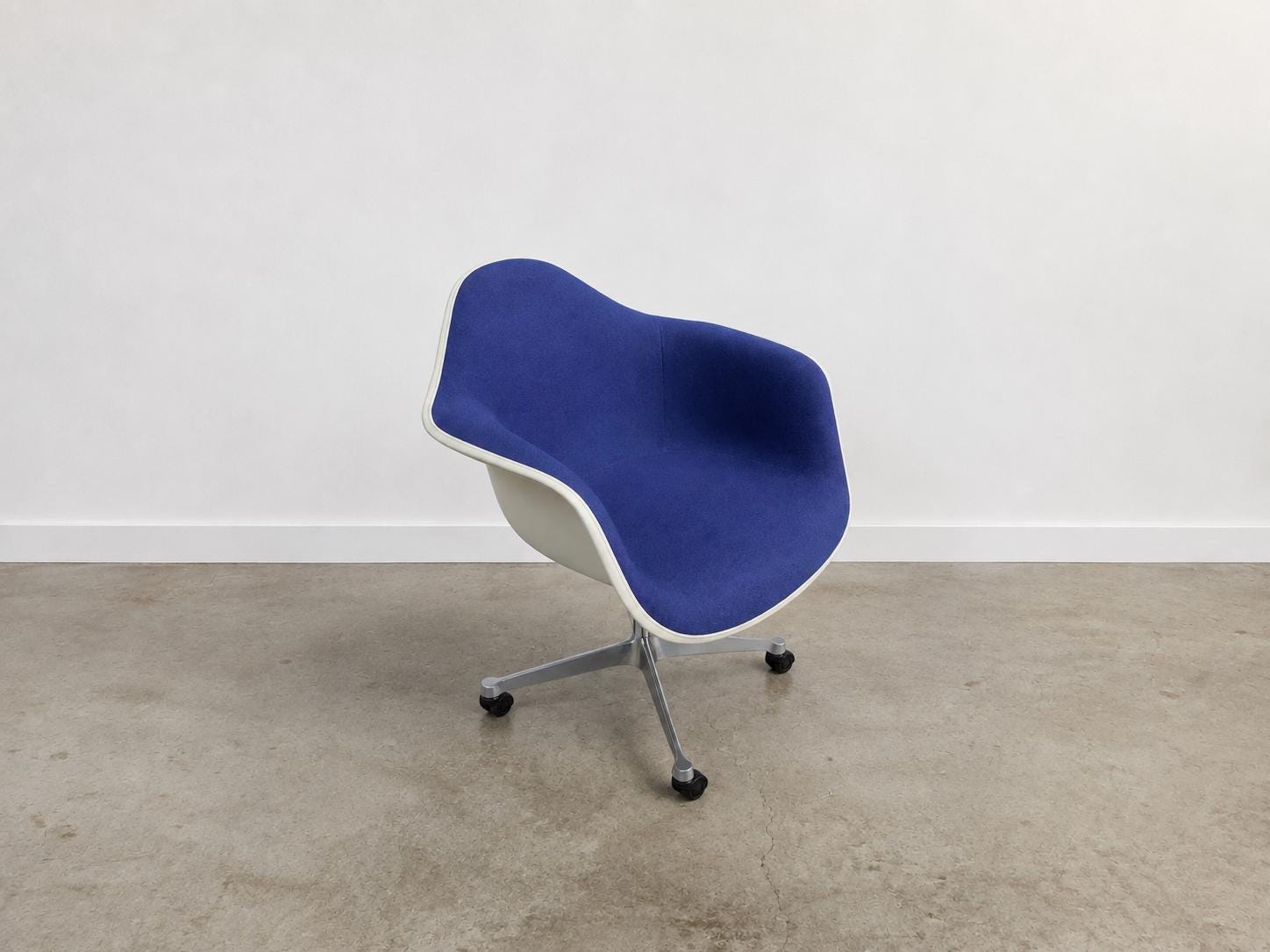 Herman Miller Eames Fiberglass Shell Chair - Etsy