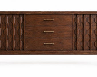 Mid-Century Modern Dresser. Kent Coffey Lowboy. Vintage MCM. Delivery Priced Separately.