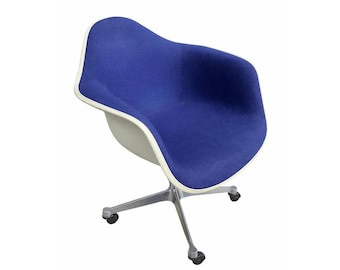 Original 1960s Eames for Herman Miller Ultramarine Blue Fiberglass