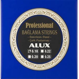 以下が含まれることがあります： 青い箱で、中央に円形のデザインがあります。「Professional BAĞLAMA STRINGS」の文字と、「- Stainless Steel - Çelik Paslanmaz -」とブランド「ALUX」が表示されています。弦のゲージは0.18、0.20、0.22、0.25です。楽器弦用の箱です。