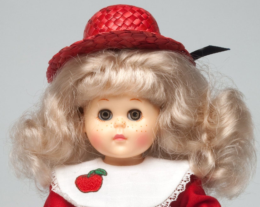 Vintage Ginny Dollginny the Apple of My Eye Special Edition Doll