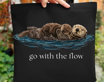 Gehen Sie mit dem Fluss Seeotter PNG, niedlicher Seeotter, der mit Baby Otter schwimmt, Ozeantierliebhaber-Geschenk PNG, Küstenstrand-Vibes-Grafik, Otter-Mama