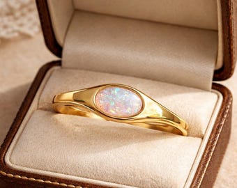Oval Opal Ring Gold Band, Minimal Bezel Opal Ring for Women, October Birthstone Opal Jewelry, Handmade Dainty Ring, Solitaire Ring