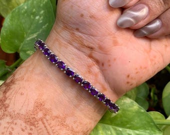 Pulsera de tenis de amatista natural / Plata de ley 925 / Piedra natal de febrero / Regalo para ella