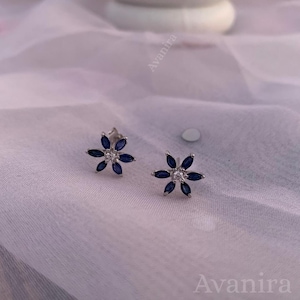 Blå safirblomma marquiseörhängen med moissanit | Örhängen i sterlingsilver | Present till henne