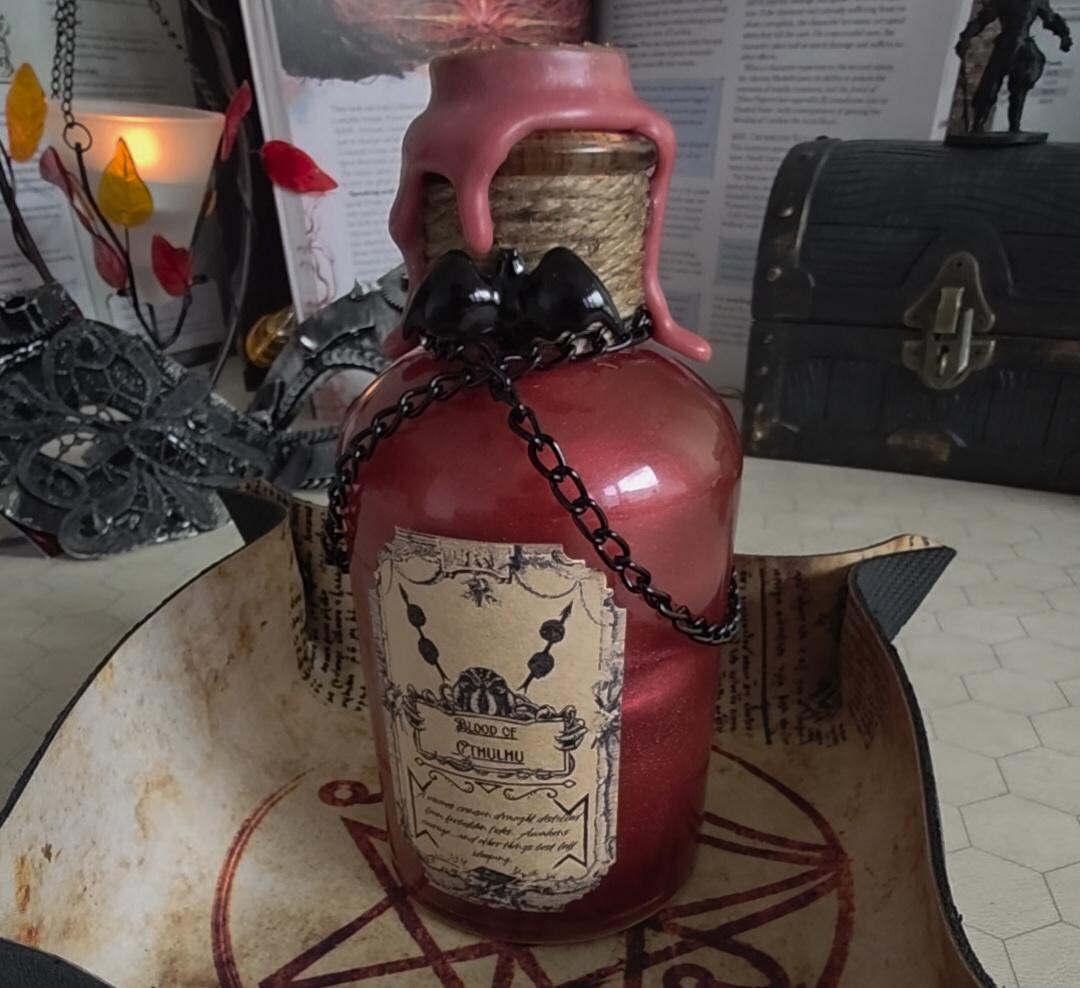 Blood of Cthulhu Magic Potion. Decorative Mica Powder Potion With ...