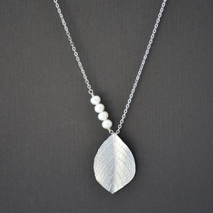 Leaf necklace, Pearl necklace,Silver necklace,Wedding necklace,Bridal jewelry,Anniversary,Christmas gift,tmj00032Mother Gift,,Christmas gift image 2
