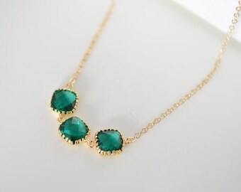 Emerald necklace, Gold necklace, Wedding Necklace, Bridal jewelry, Bridesmaid gift,Cocktail jewelry,Anniversary gift,Christmas gift