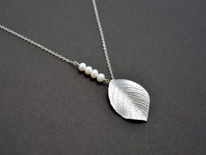 Leaf necklace, Pearl necklace,Silver necklace,Wedding necklace,Bridal jewelry,Anniversary,Christmas gift,tmj00032Mother Gift,,Christmas gift image 1