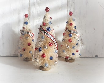 Patriotic Tree ~ Single Tree  5.5 inches Tall With /Without Banner & Tart Tin ~ Bottle Brush Tier Tray Decor ~ Memorial / Independence Day